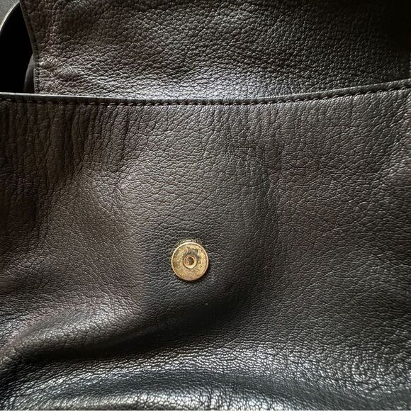 Michael Kors Small Shoulder Black Leather Crossbody Bag - Picture 10 of 13